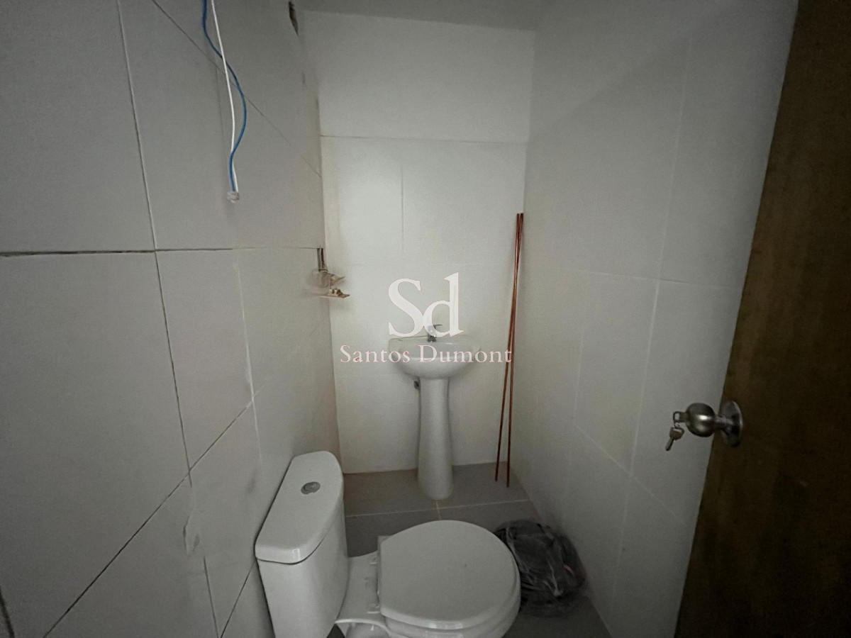 Local Comercial ID.25106 - ALQUILER - EXCELENTE UBICACION