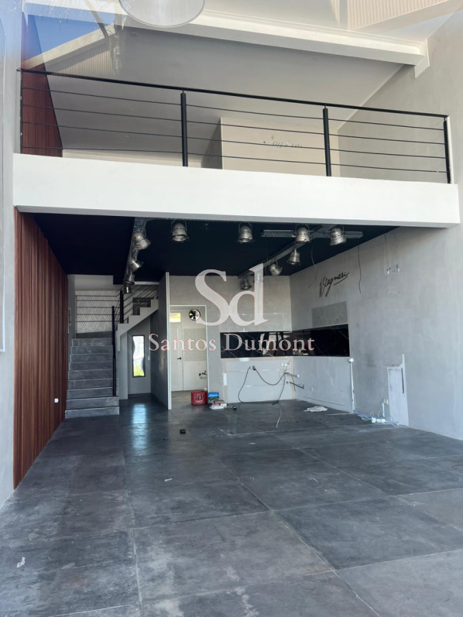 Local Comercial ID.25299 - ALQUILER - EXCELENTE UBICACION