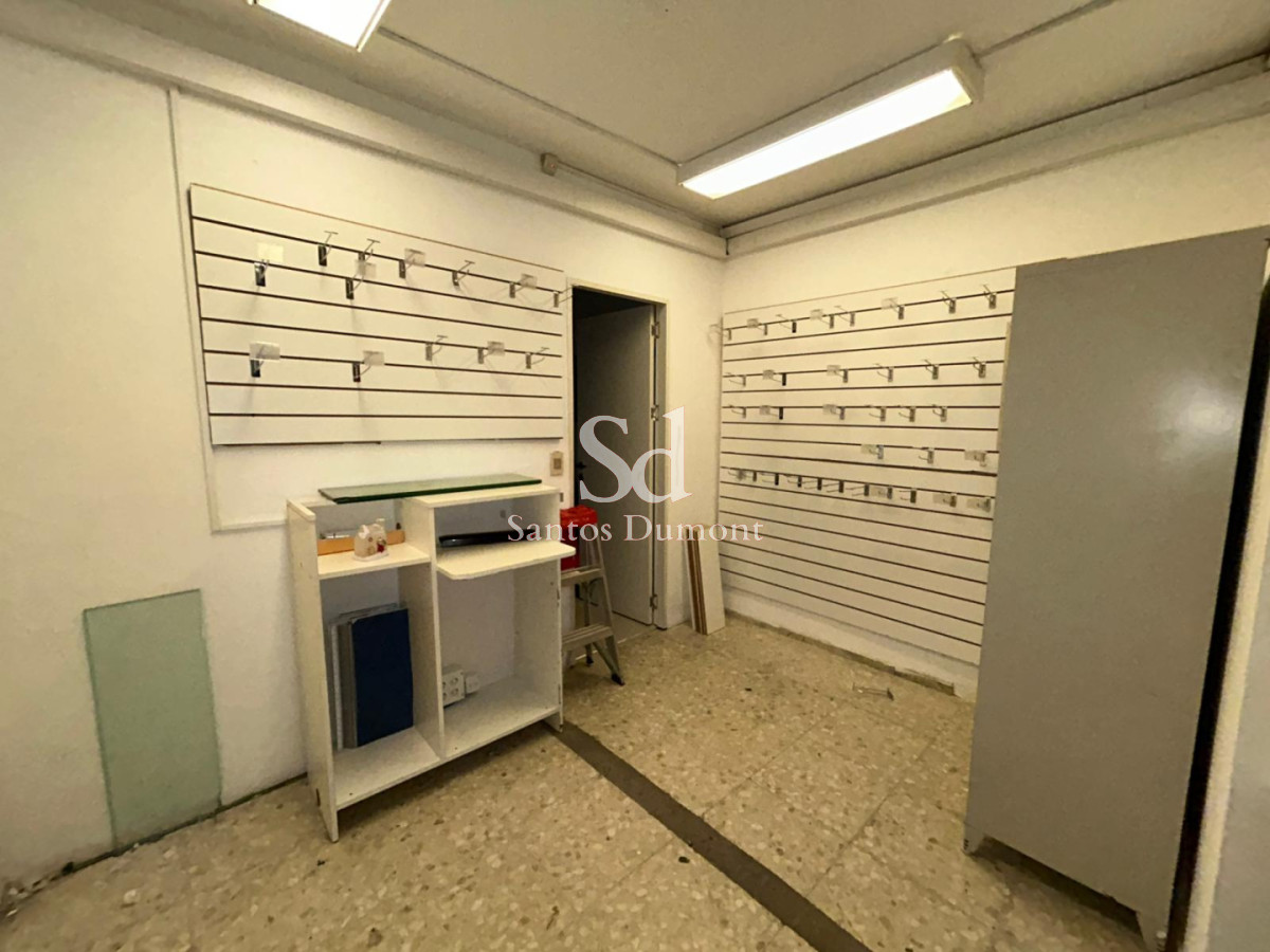 Local Comercial ID.25776 - Local en venta sobre Av. Gorlero