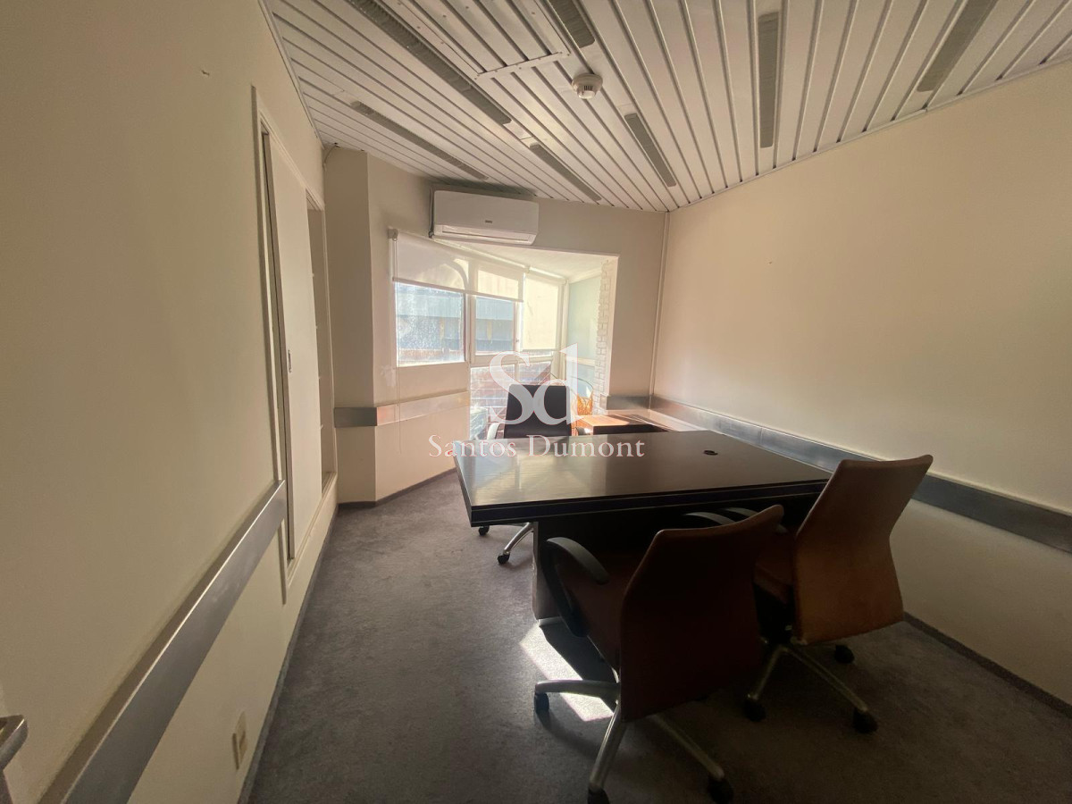 Local Comercial ID.23771 - Local en Punta del Este, Península