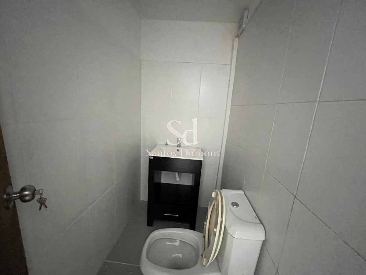 Local Comercial ID.25106 - ALQUILER - EXCELENTE UBICACION