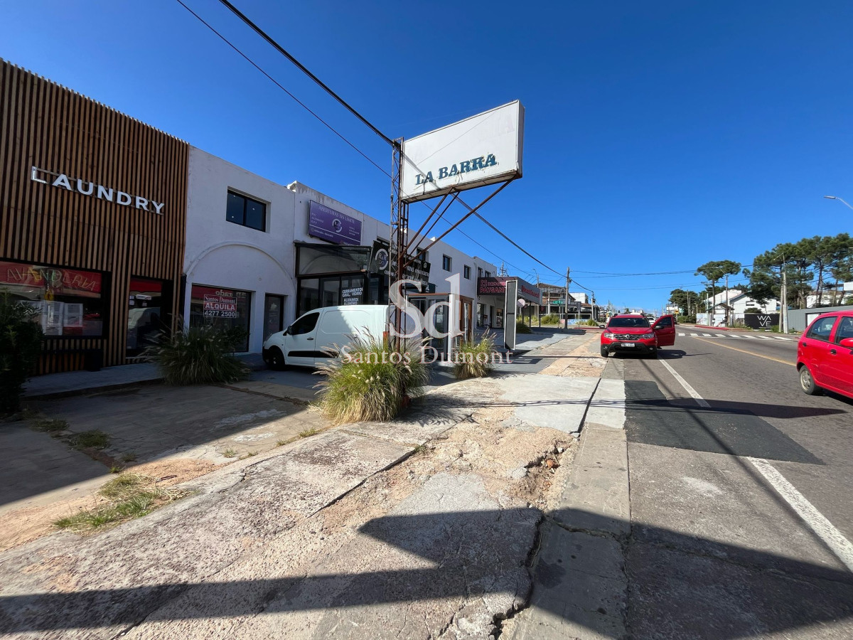 Local Comercial ID.24574 - ALQUILER - LOCALES EN LA BARRA