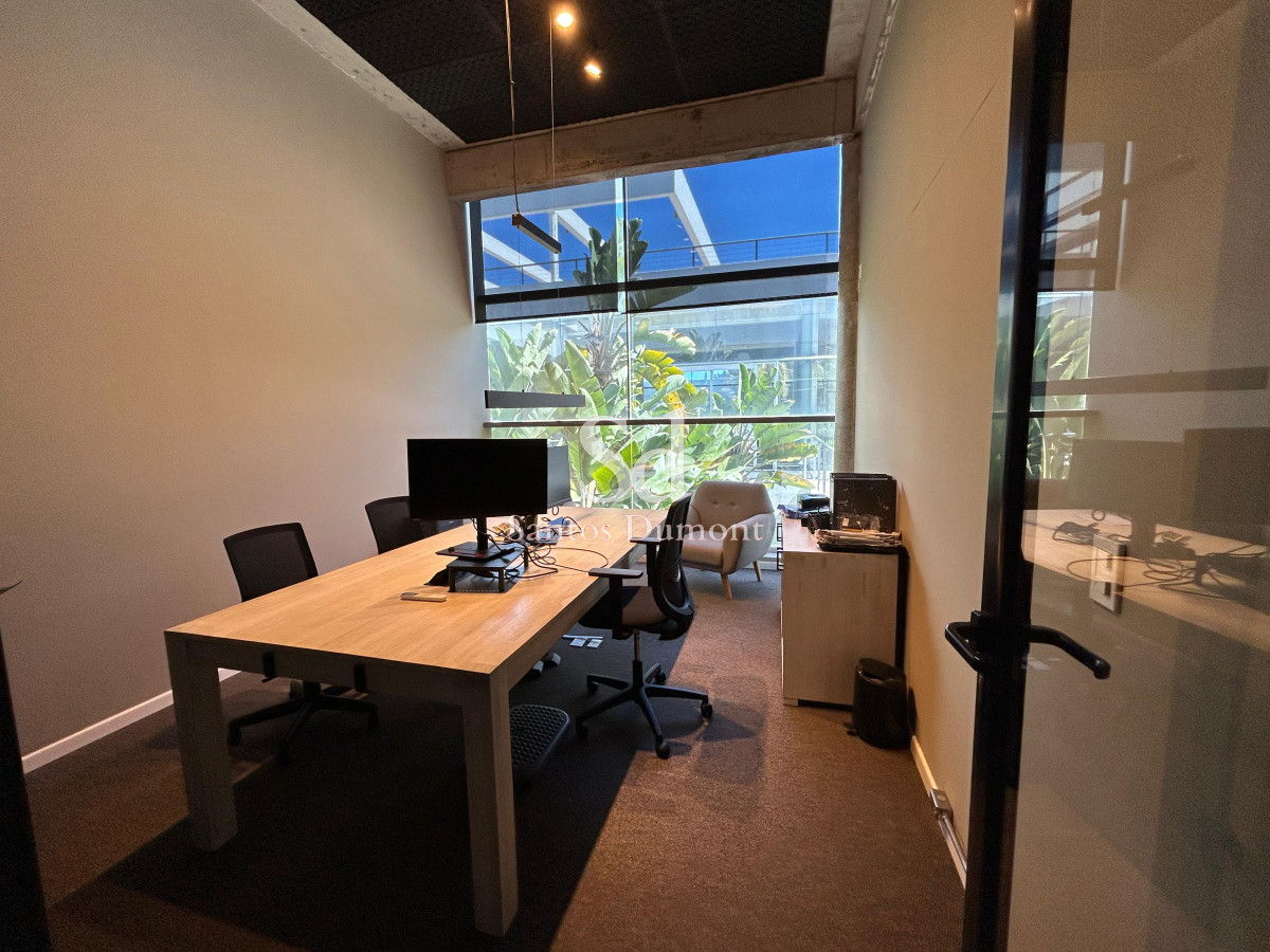 Local Comercial ID.25419 - AMPLIO LOCAL EN ZONA PUERTO, PENÍNSULA