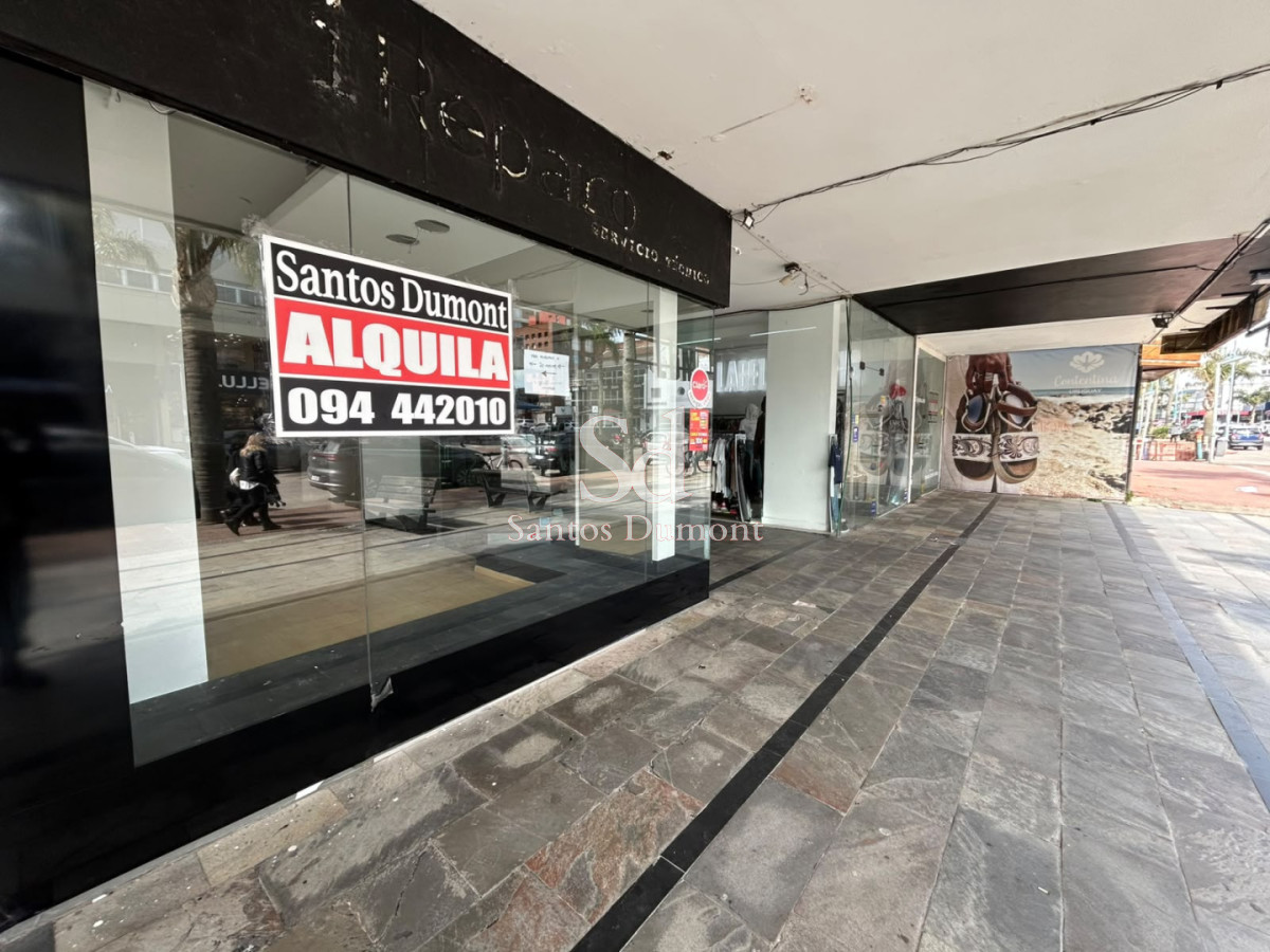 Local Comercial ID.10966 - EN ALQUILER - Local comercial sobre Av. Gorlero, Punta del Este