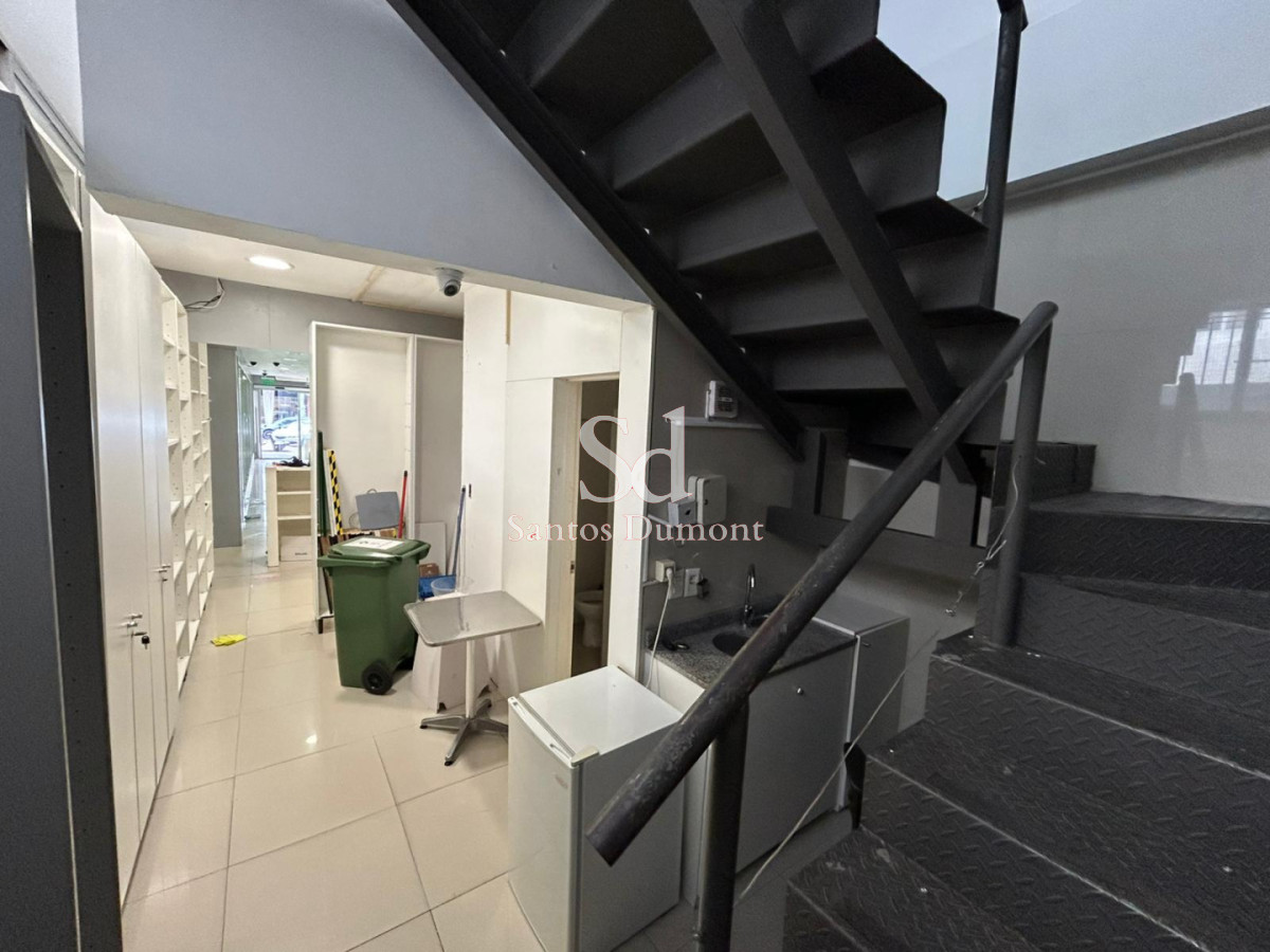 Local Comercial ID.25776 - Local en venta sobre Av. Gorlero