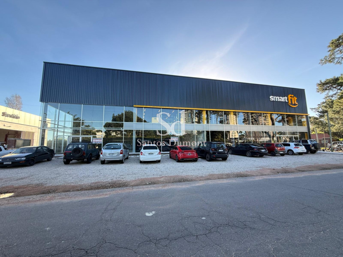 Local Comercial ID.25744 - LOCAL EN ALQUILER - PUNTA DEL ESTE
