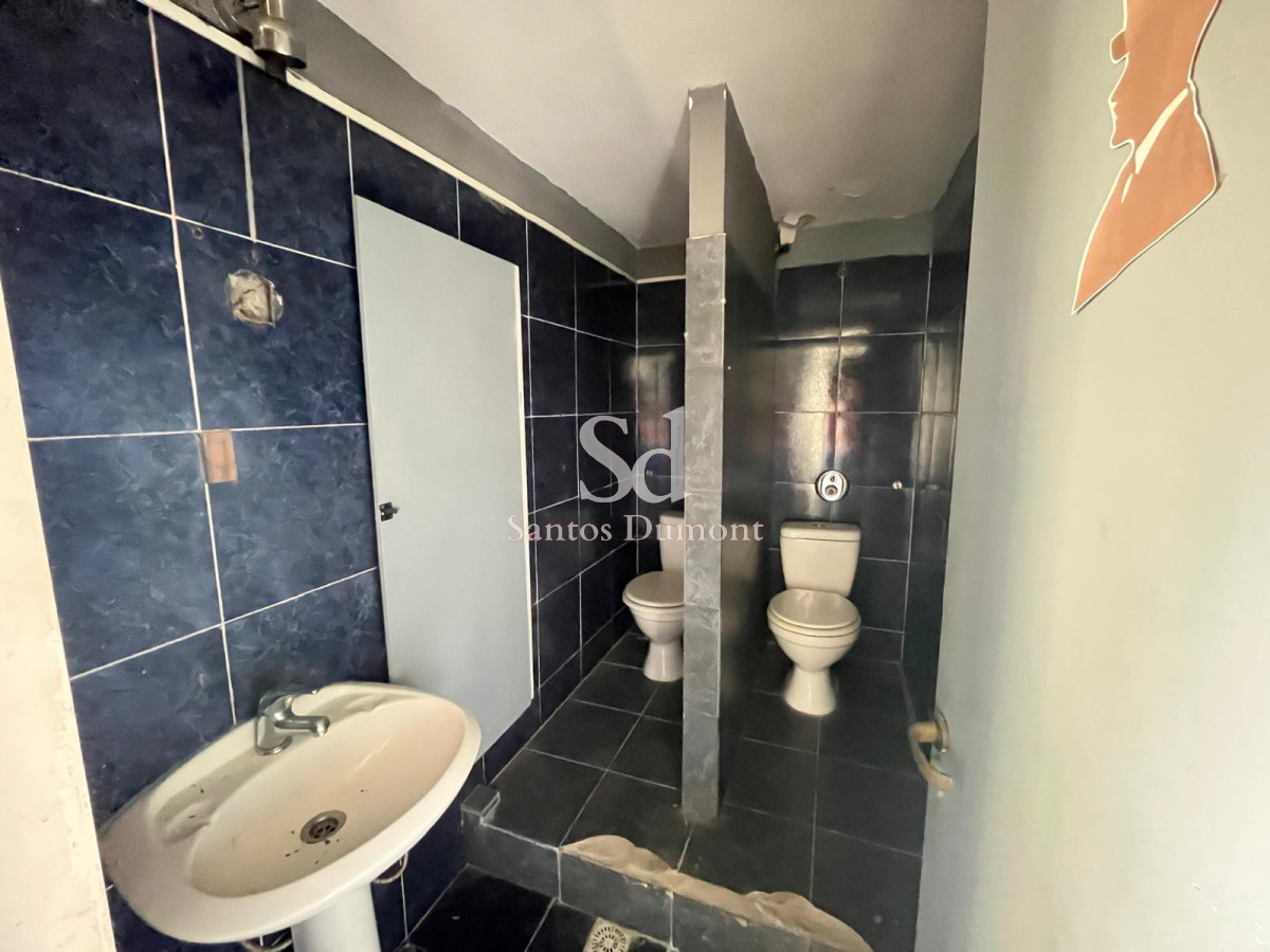 Local Comercial ID.13159 - Espectacular galería sobre ruta 10 - La Barra