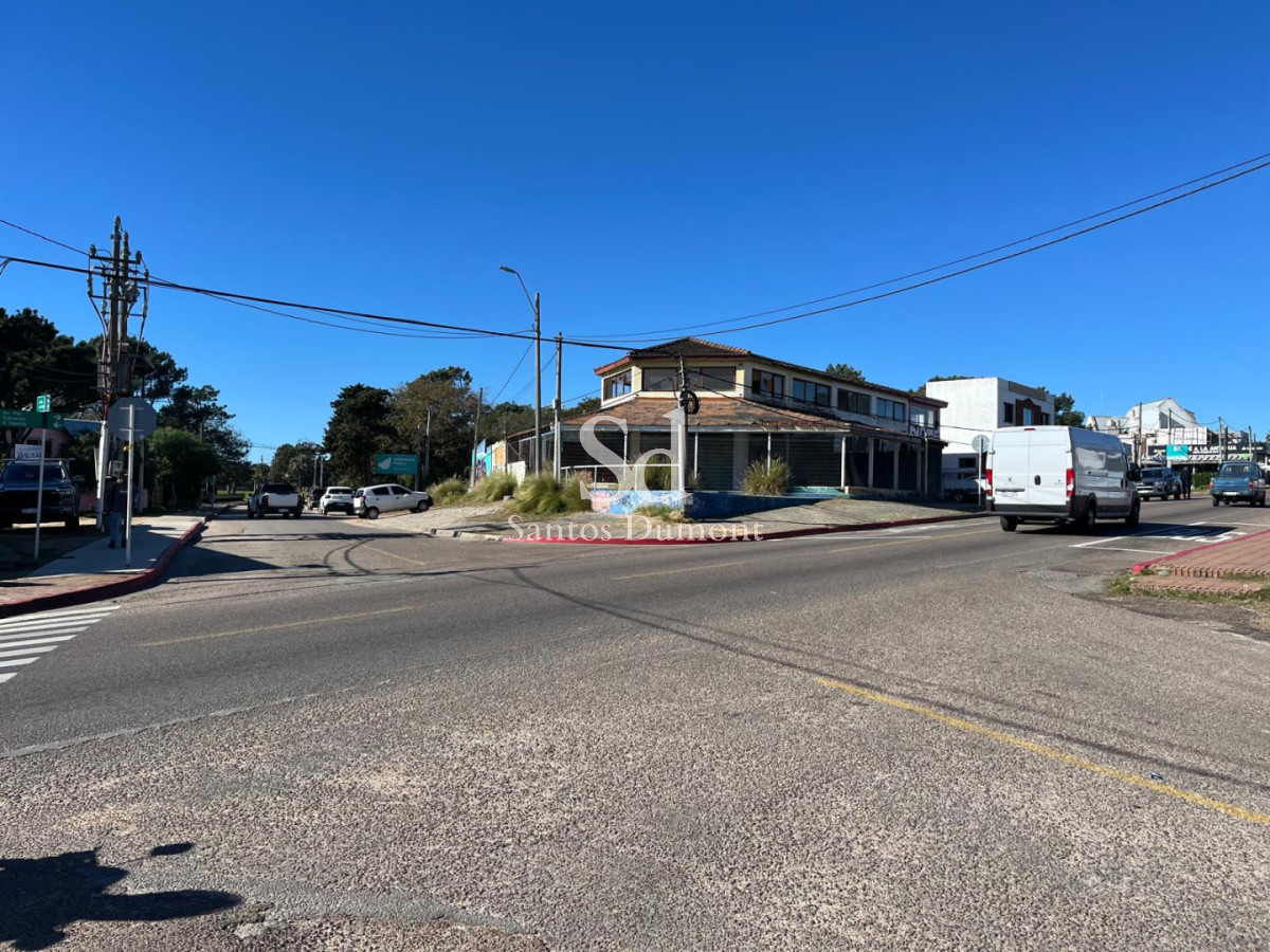 Local Comercial ID.13180 - LOCAL EN VENTA - EXCELENTE UBICACION