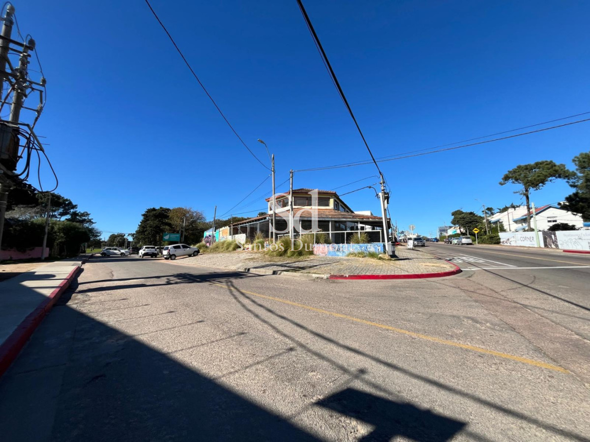 Local Comercial ID.13180 - LOCAL EN VENTA - EXCELENTE UBICACION