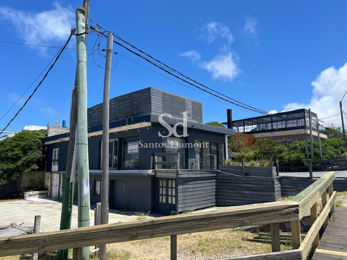 Local Comercial ID.24408 - VENTA - VISTA ESPECTACULAR