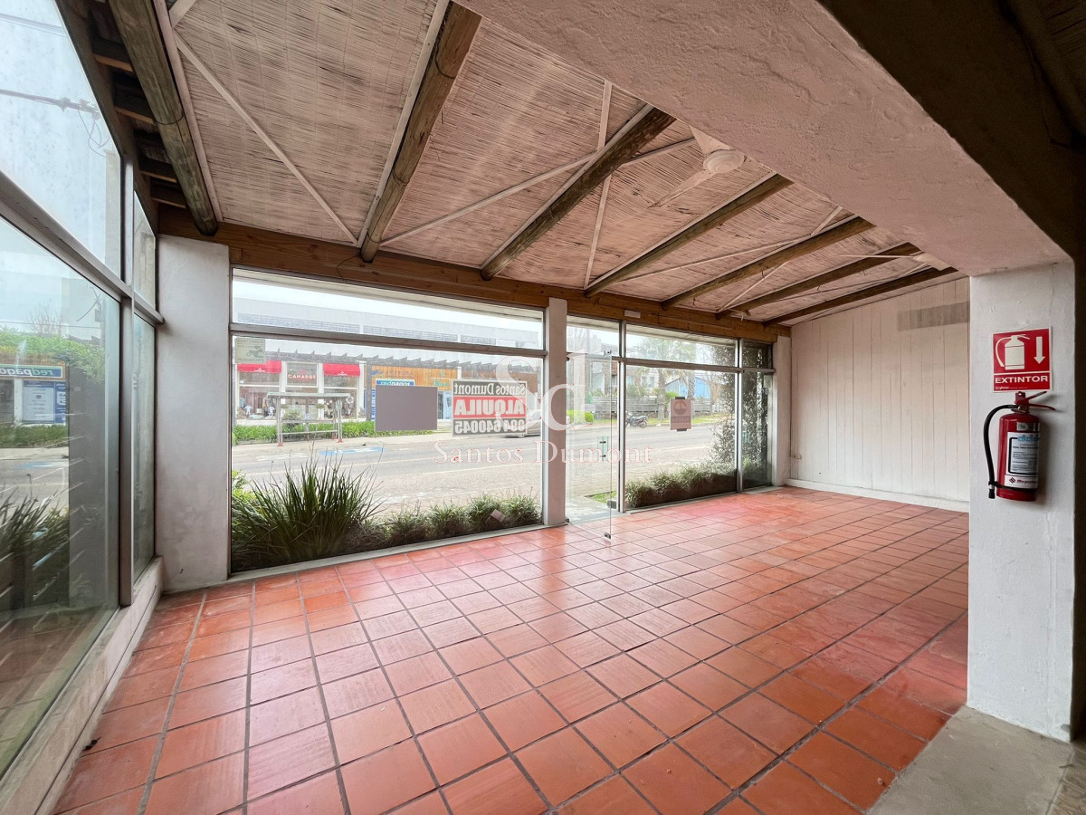Local Comercial ID.25341 - LOCAL SOBRE CALLE PRINCIPAL - MANANTIALES