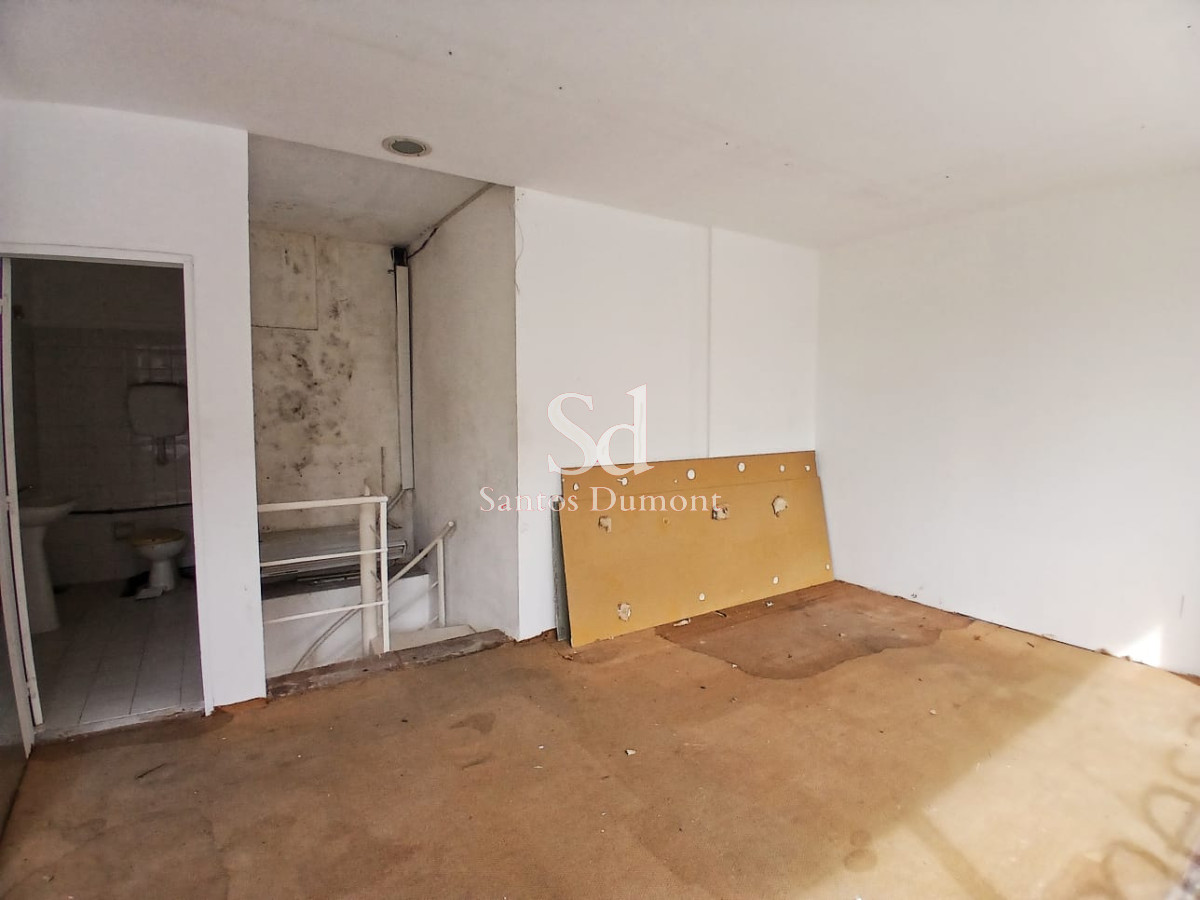 Local Comercial ID.10832 - Local en Punta del Este, Península