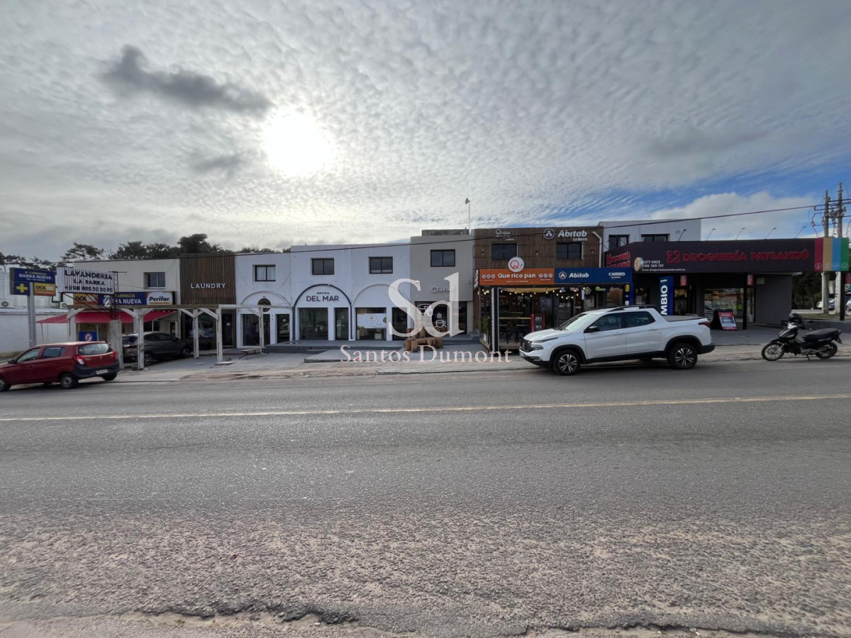 VENTA, LA BARRA - EXCELENTE RENTA ANUAL 145K Y PUNTO COMERCIAL