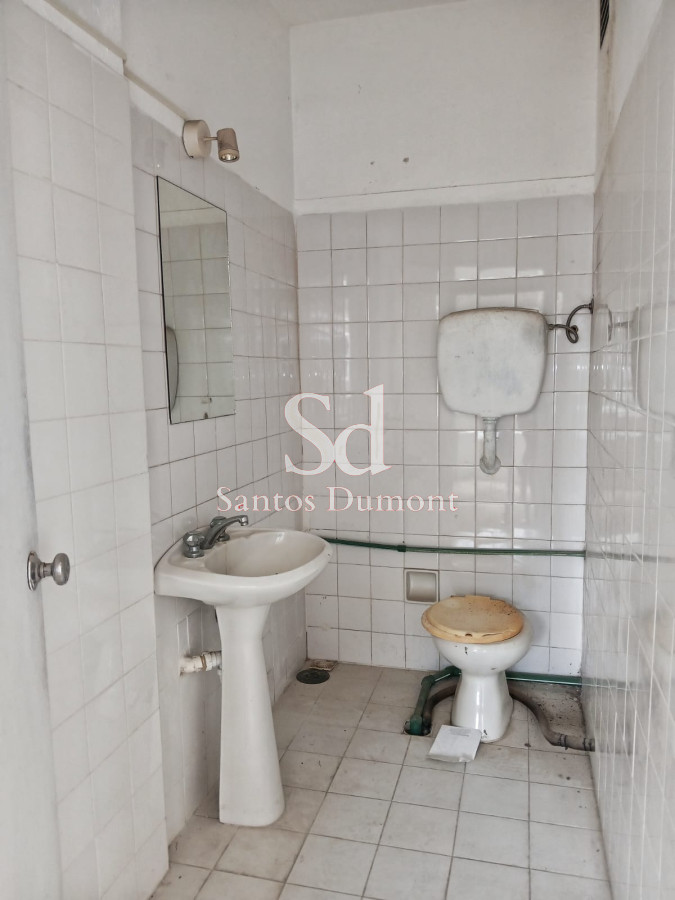 Local Comercial ID.10832 - Local en Punta del Este, Península
