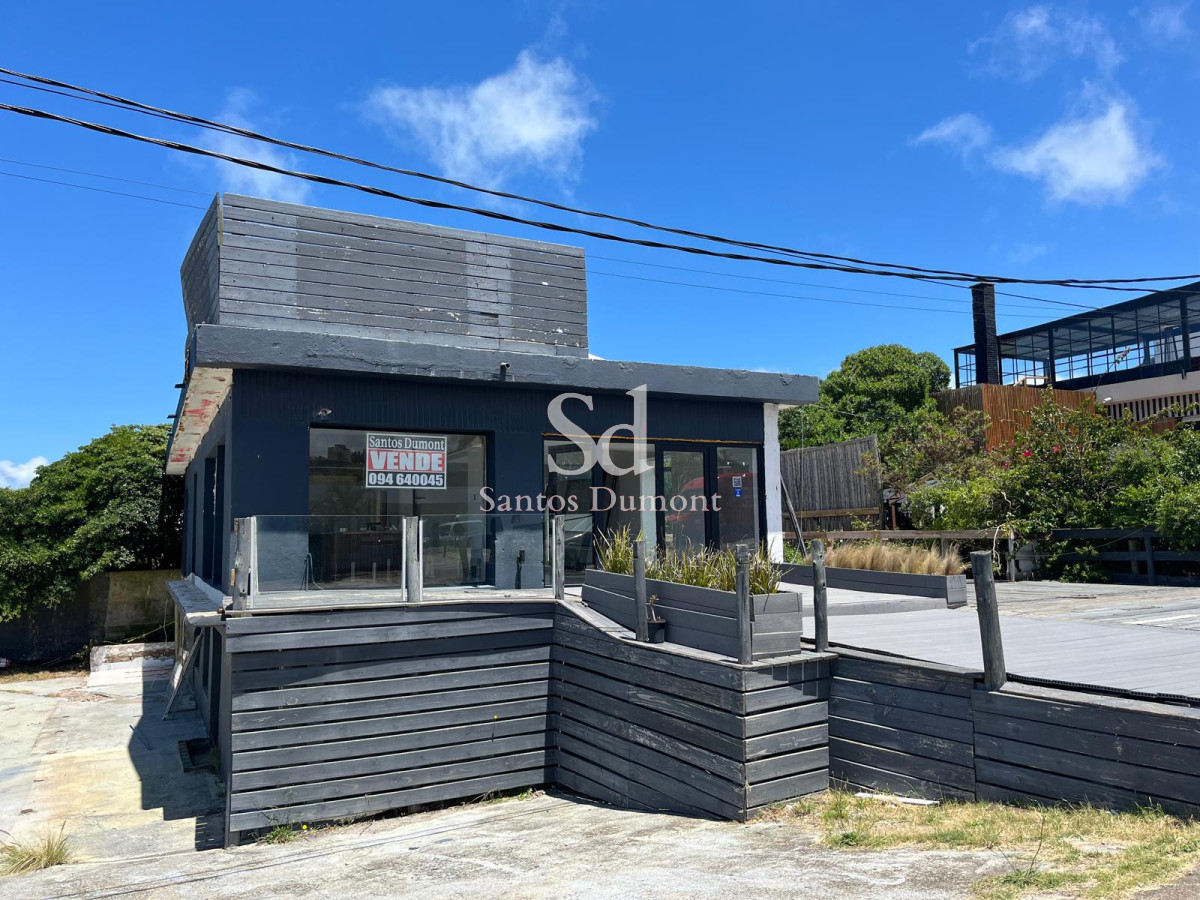 Local Comercial ID.24408 - VENTA - VISTA ESPECTACULAR