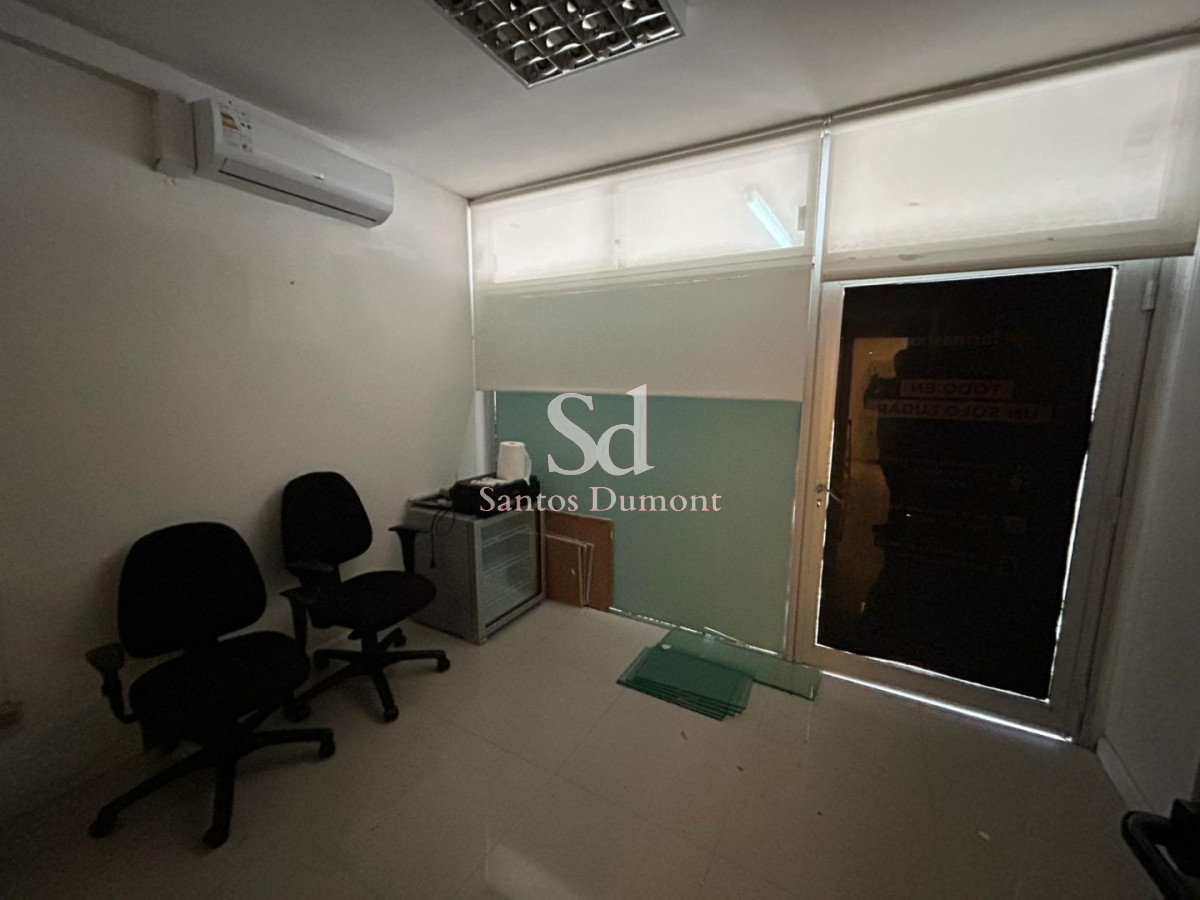 Local Comercial ID.25776 - Local en venta sobre Av. Gorlero