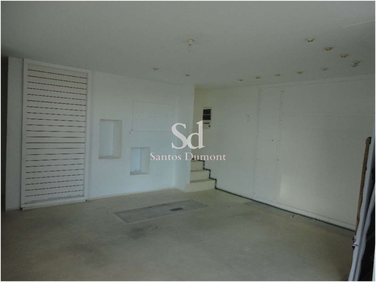 Local Comercial ID.10774 - Local en Punta del Este, Península