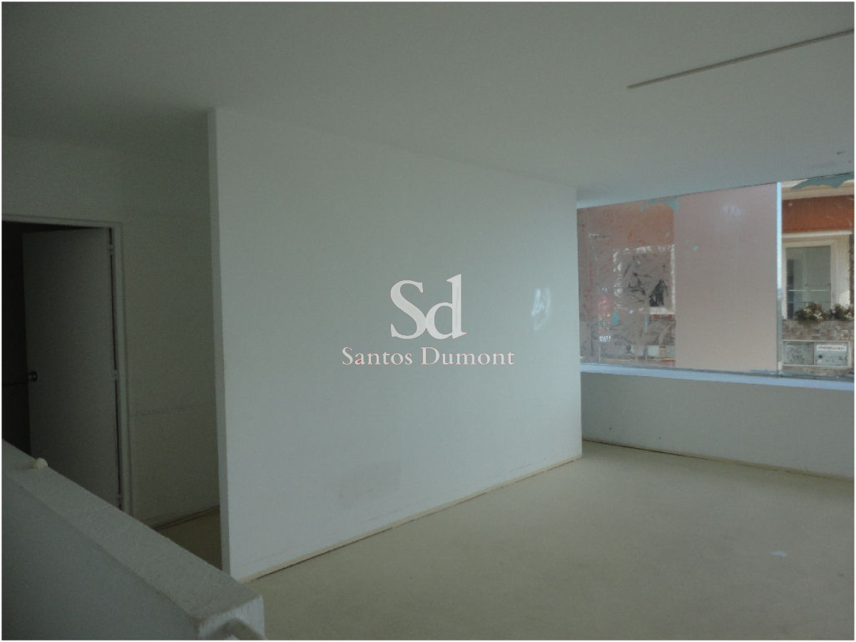 Local Comercial ID.10774 - Local en Punta del Este, Península