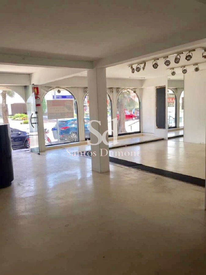 Local Comercial ID.10907 - Local en Punta del Este, Península