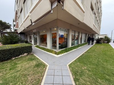 Venta Local Comercial Península