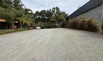 Venta Lote con construcciones Solanas