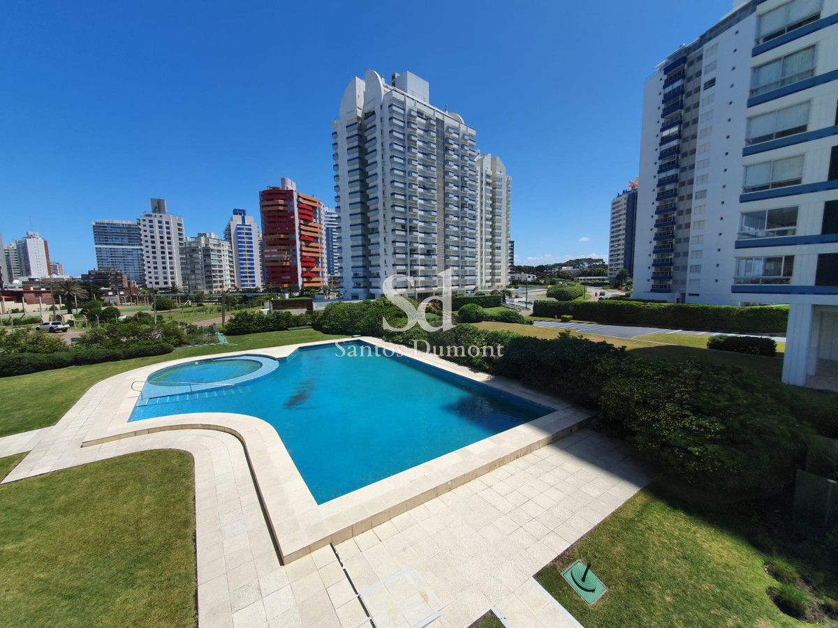 Apartamento ID.24898 - Oportunidad!! Excelente Apartamento 2 dormitorios en Punta del Este