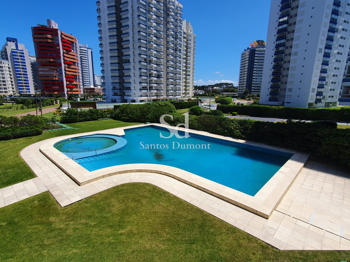Apartamento ID.24898 - Oportunidad!! Excelente Apartamento 2 dormitorios en Punta del Este