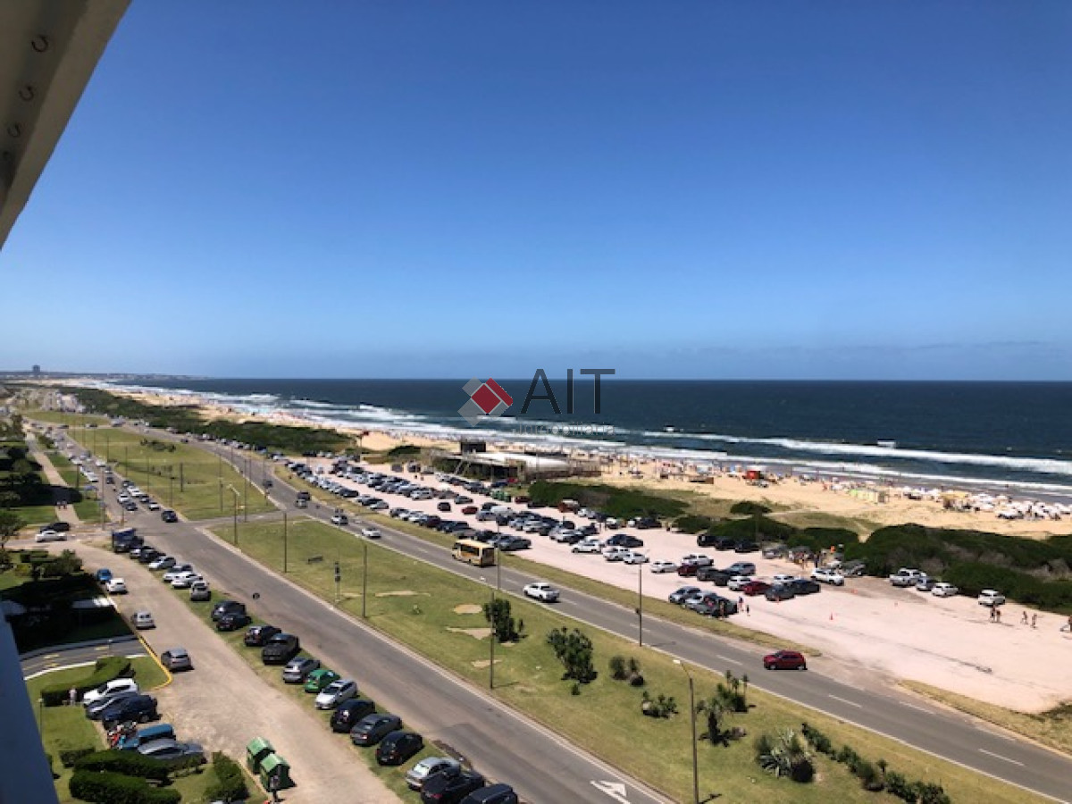 ESPECTACULAR APARTAMENTO SOBRE EL MAR - AIT17131A