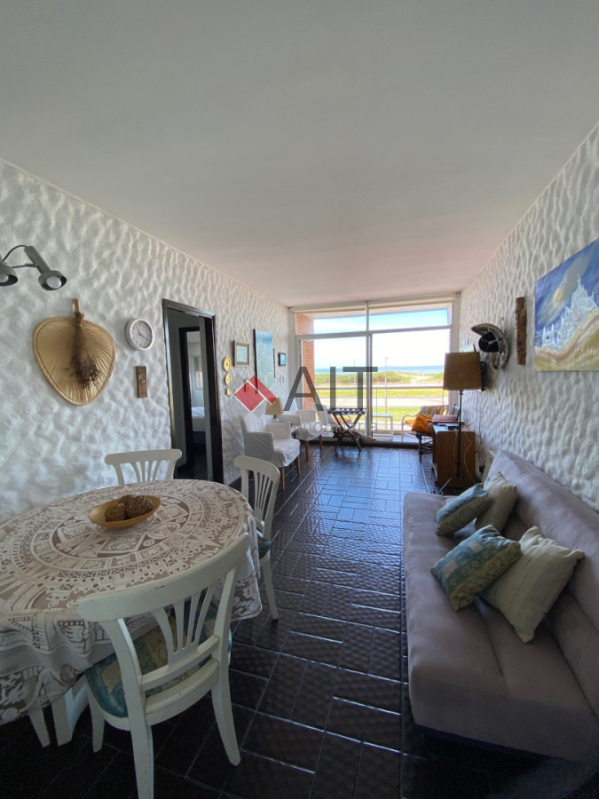 Apartamento ID.17279 - OPORTUNIDAD FRENTE AL MAR !!