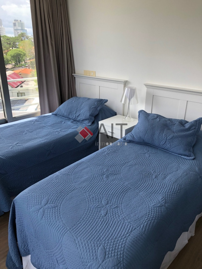 Apartamento ID.17082 - HERMOSO APARTAMENTO A PASOS DE PLAYA MANSA !!