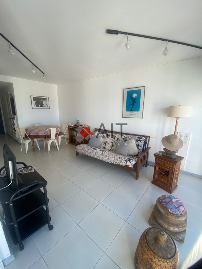 Apartamento ID.17234 - PISO ALTO A PASOS DEL PUERTO!!