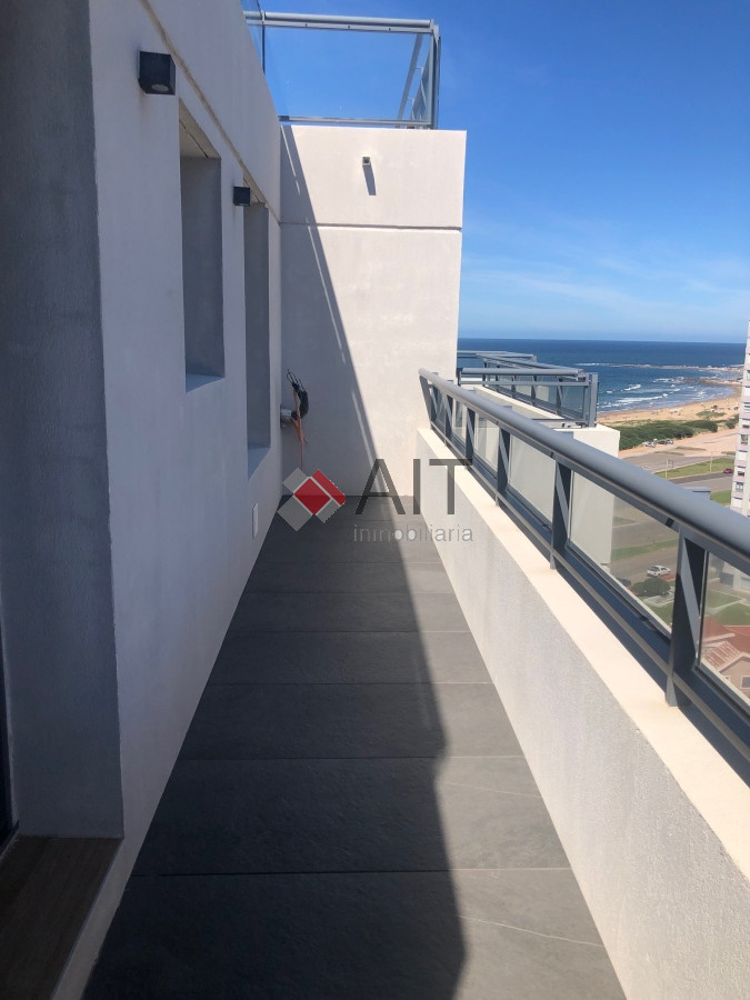 Apartamento ID.17176 - BRAVA, PISO ALTO A PASOS DEL MAR!!