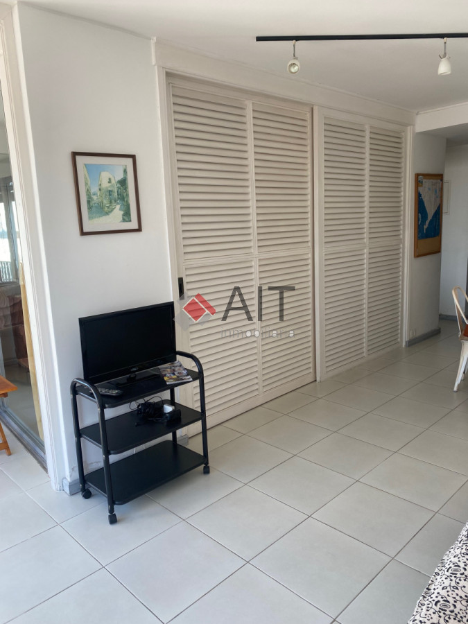 Apartamento ID.17234 - PISO ALTO A PASOS DEL PUERTO!!