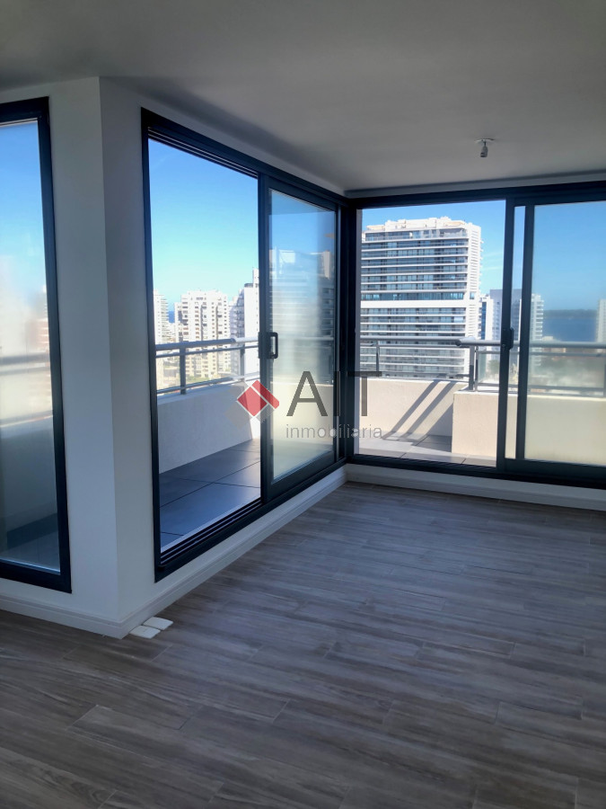 Apartamento ID.17176 - BRAVA, PISO ALTO A PASOS DEL MAR!!