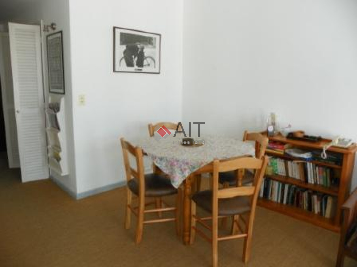 Apartamento ID.17234 - PISO ALTO A PASOS DEL PUERTO!!