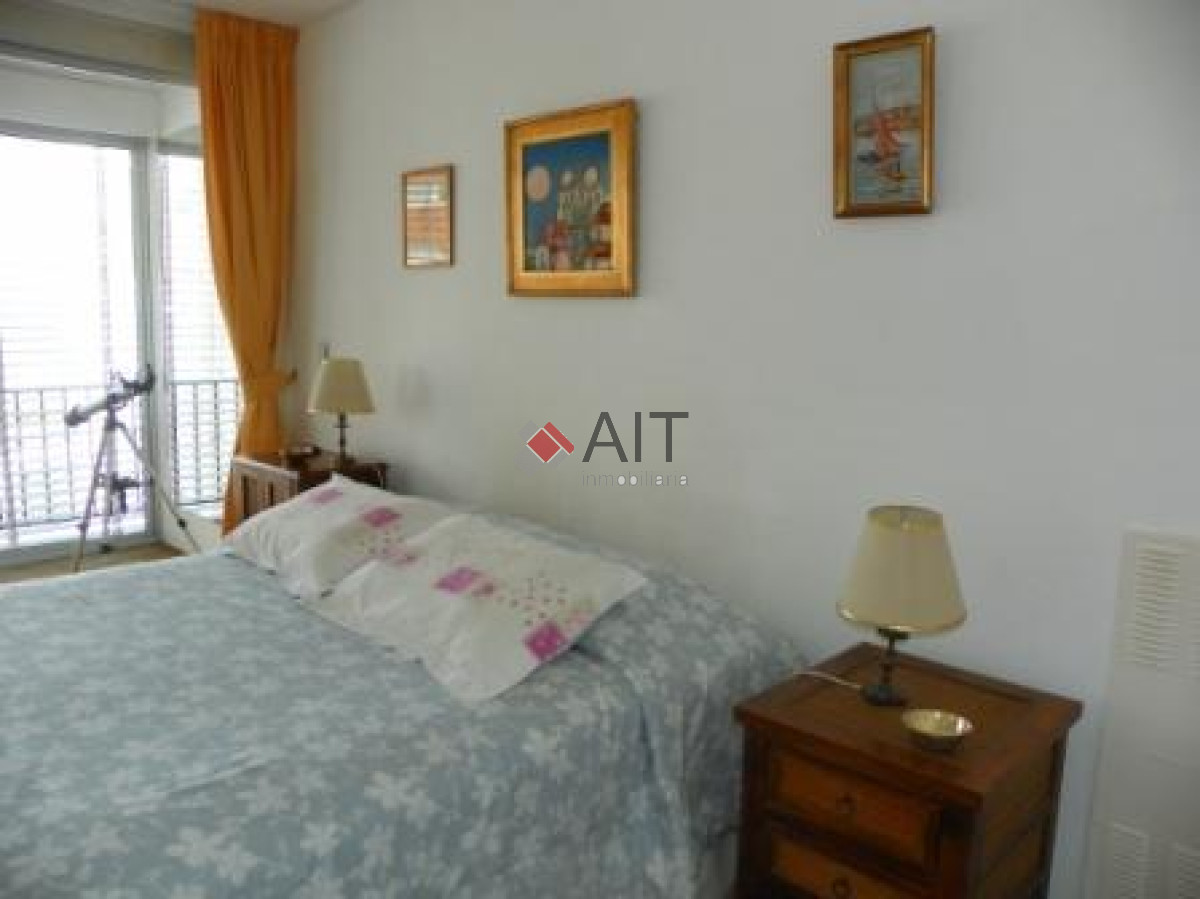 Apartamento ID.17234 - PISO ALTO A PASOS DEL PUERTO!!