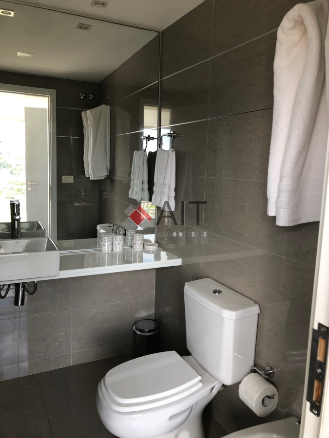 Apartamento ID.17082 - HERMOSO APARTAMENTO A PASOS DE PLAYA MANSA !!