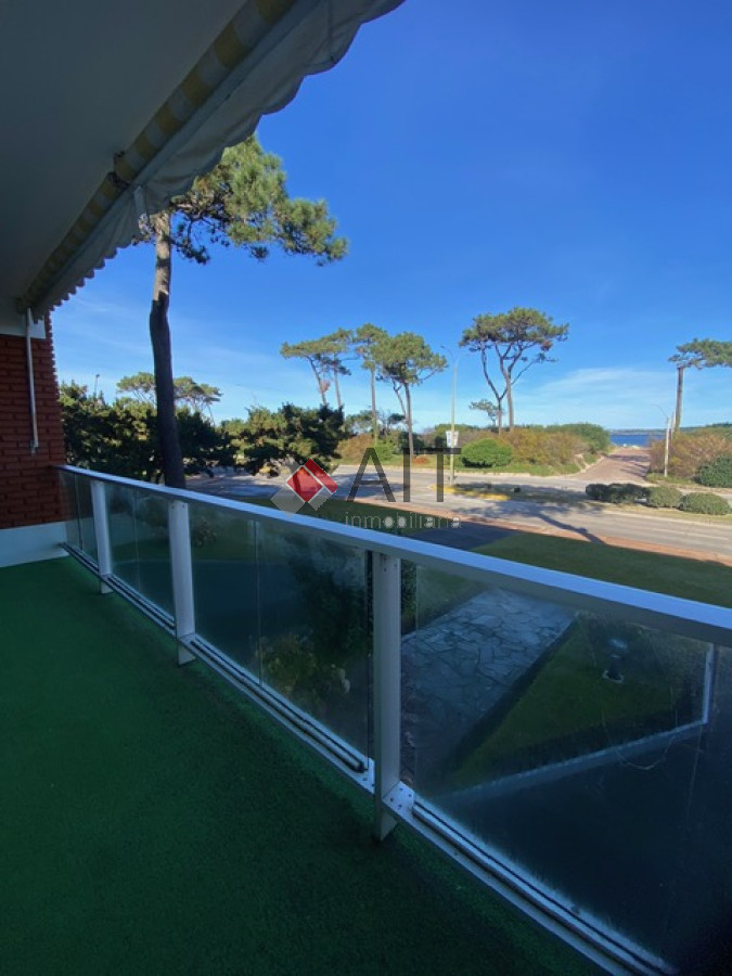 Apartamento ID.17233 - OPORTUNIDAD FRENTE AL MAR EN MANSA 