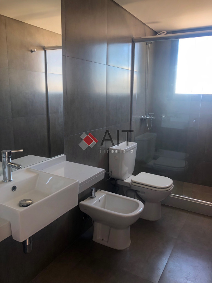 Apartamento ID.17176 - BRAVA, PISO ALTO A PASOS DEL MAR!!