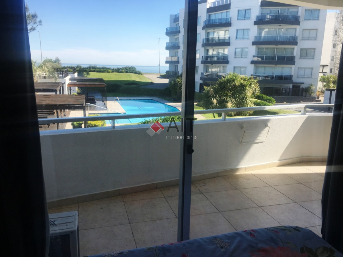 Apartamento ID.6378 - Apartamento Duplex frente al mar en playa Mansa!!
