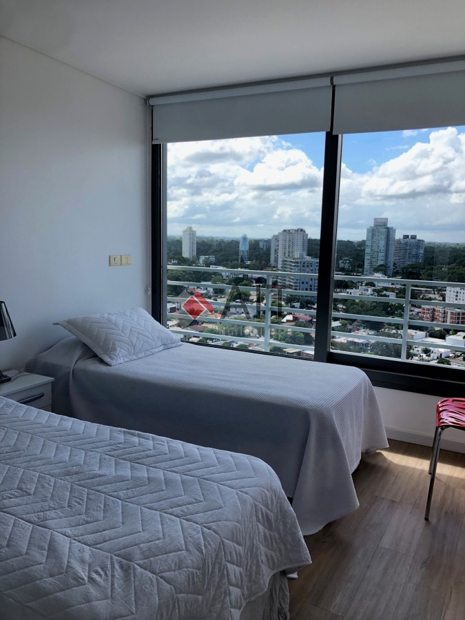 Apartamento ID.17085 - Hermoso piso alto 2 dormitorios con vista a la mansa!!