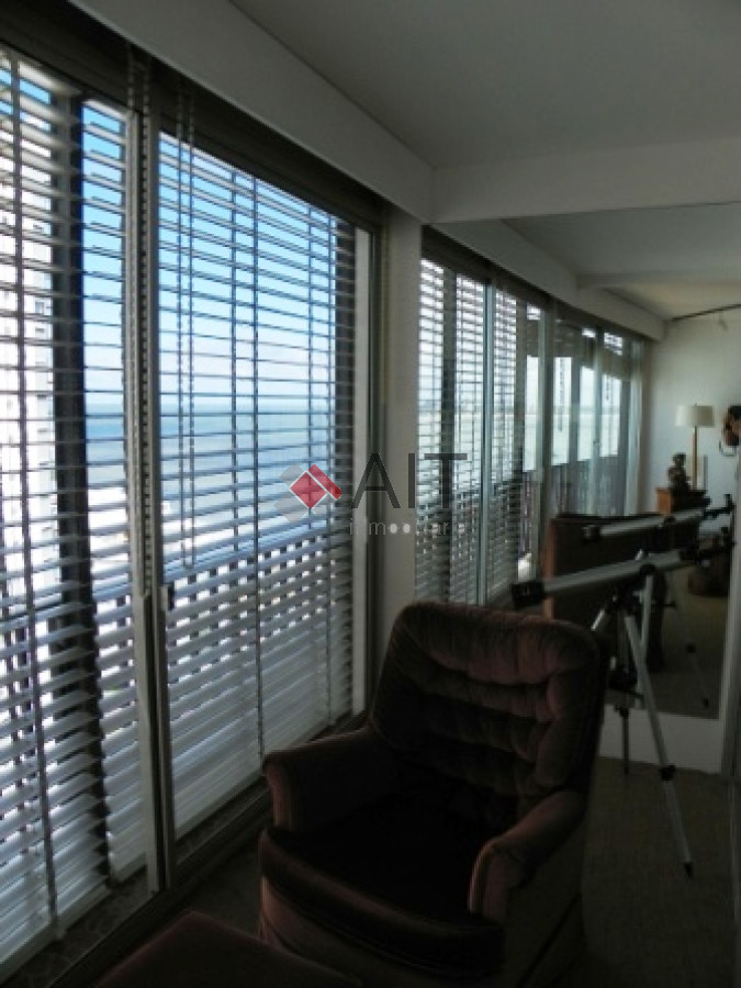 Apartamento ID.17234 - PISO ALTO A PASOS DEL PUERTO!!