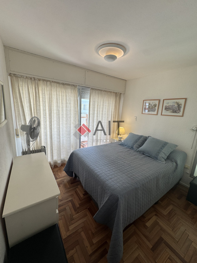 Apartamento ID.17286 - Peninsula muy lindo 1 dormitorio y medio. Terraza y parrillero PROPIO!