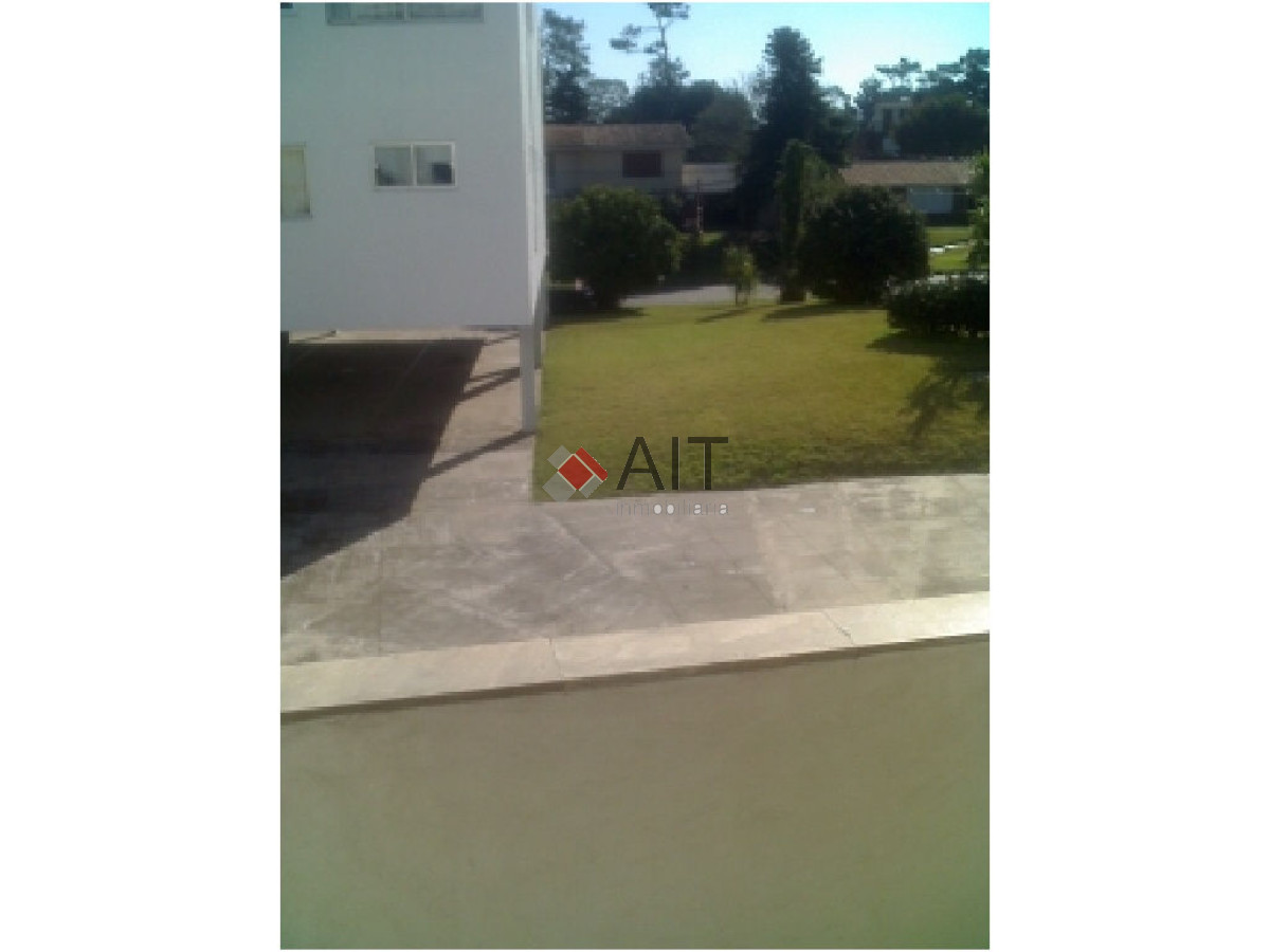 Apartamento ID.2618 - MANSA A PASOS DE LA PLAYA !!