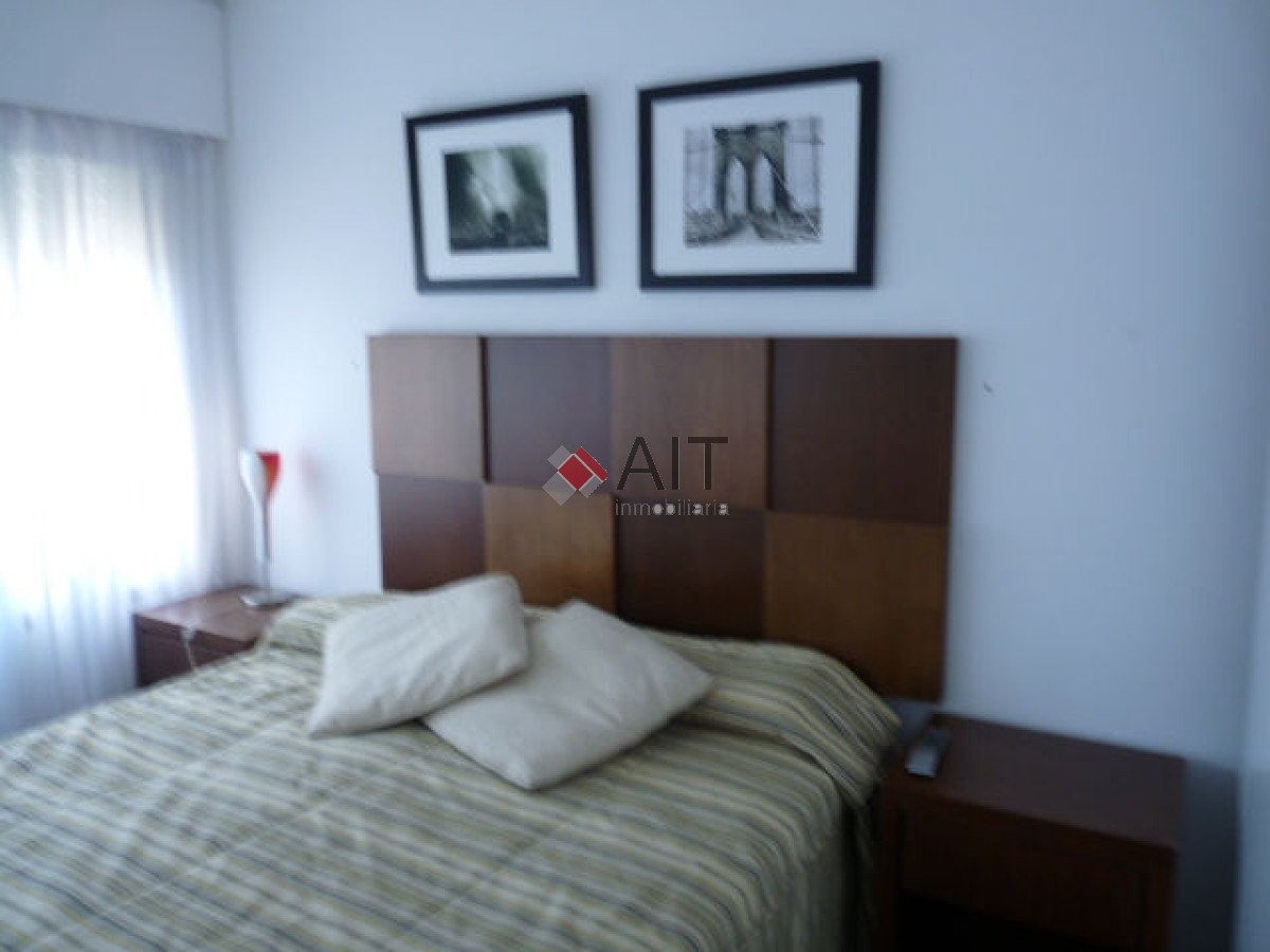 Apartamento ID.3210 - Unidad cerca del mar. Terraza con parrillero propio.