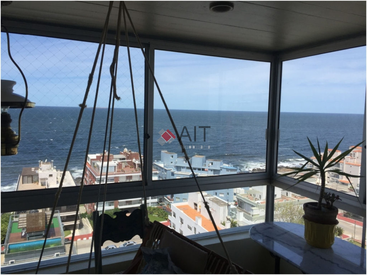 Apartamento ID.48 - Piso alto. Vistas impecables. Torre con muy buenos servicios. Piscina templada.