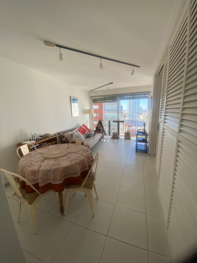 Apartamento ID.17234 - PISO ALTO A PASOS DEL PUERTO!!