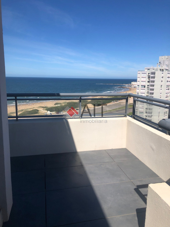 Apartamento ID.17176 - BRAVA, PISO ALTO A PASOS DEL MAR!!