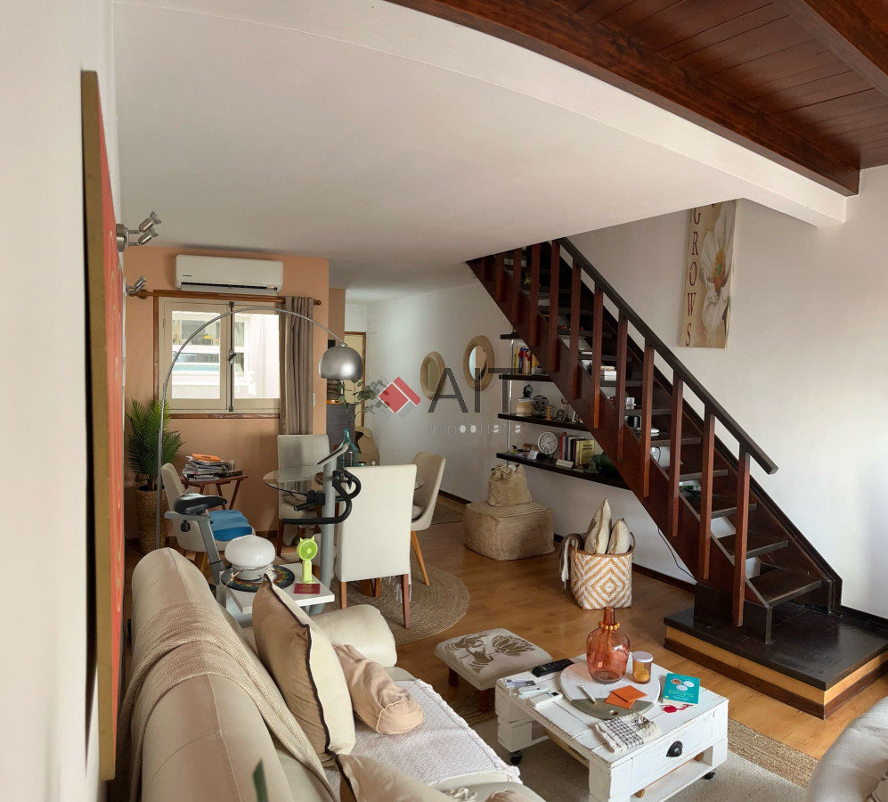 Apartamento ID.17195 - Peninsula! Reciclado! 2 dormitorios en ubicacion perfecta. Consulte!