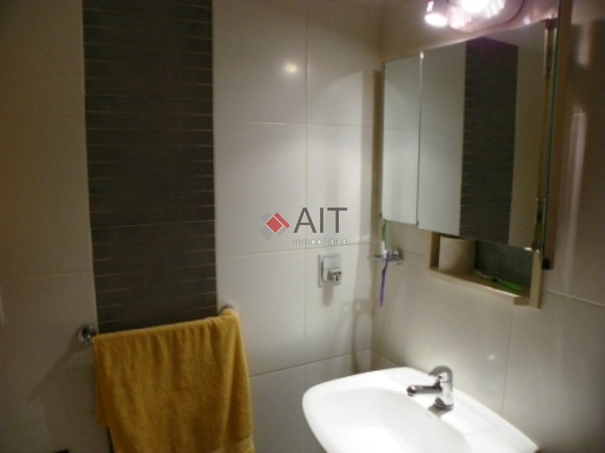 Apartamento ID.17234 - PISO ALTO A PASOS DEL PUERTO!!